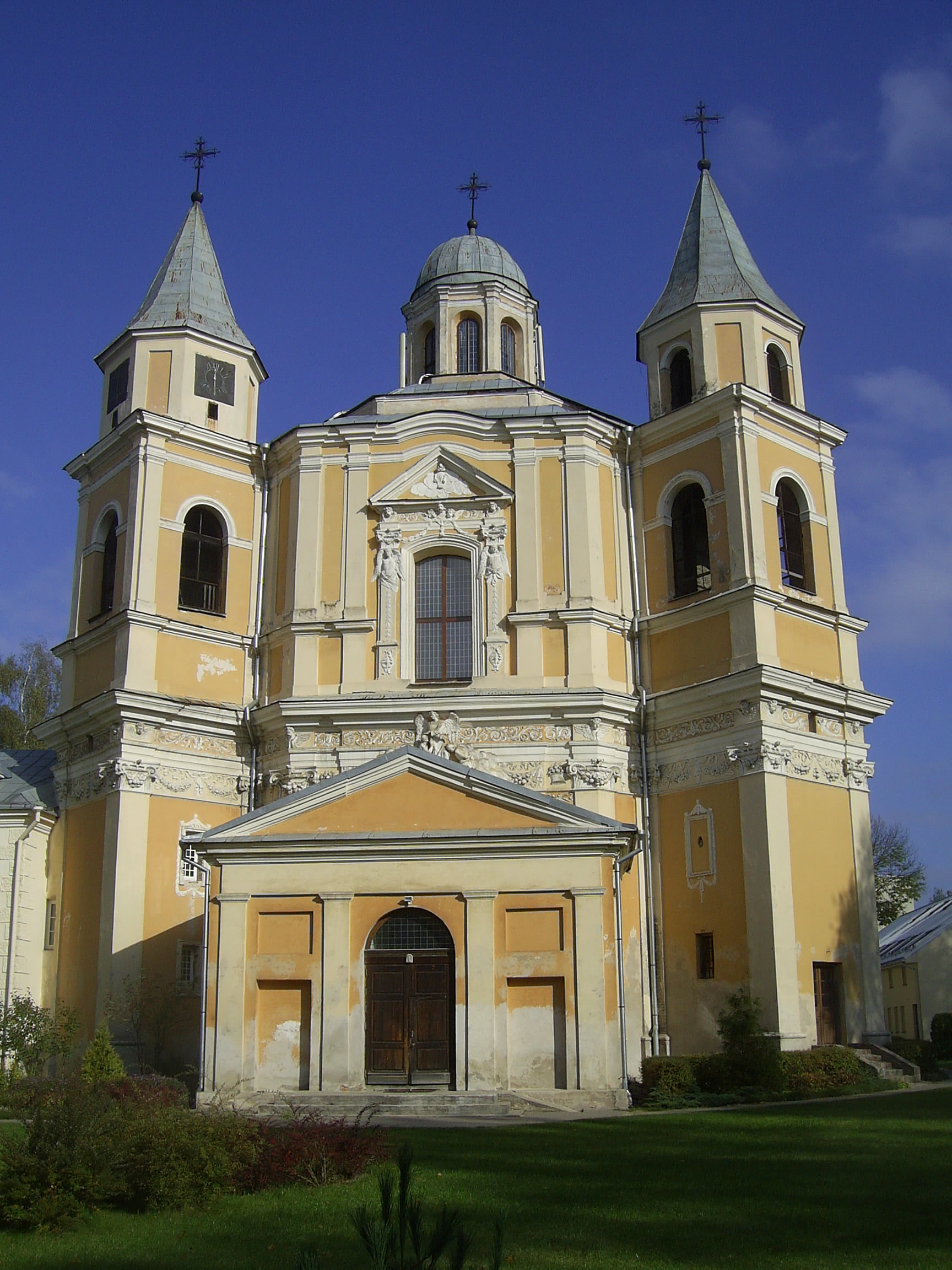 Baroko stiliaus Išganytojo bažnyčia Vilniuje